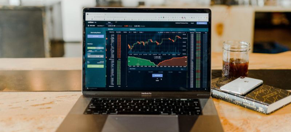 Best Laptop for Trading Forex, Crypto & Stocks 