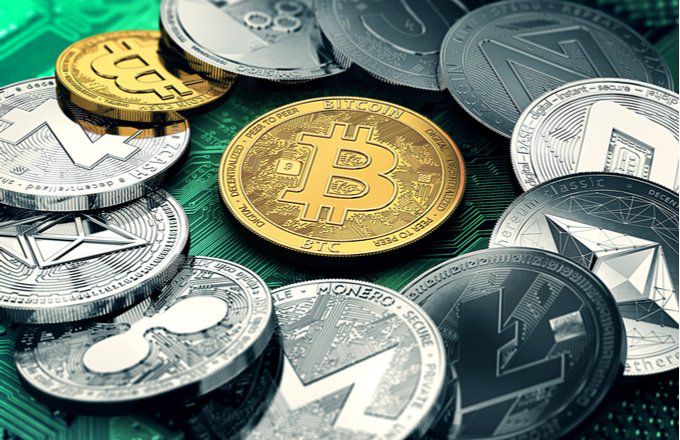 Fidelity to add Bitcoin exposure to portfolio funds | ostrov-dety.ru