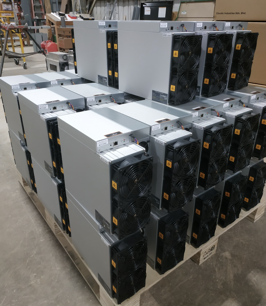 Bitmain Antminer S21 Bitcoin Miner - CryptoMinerBros