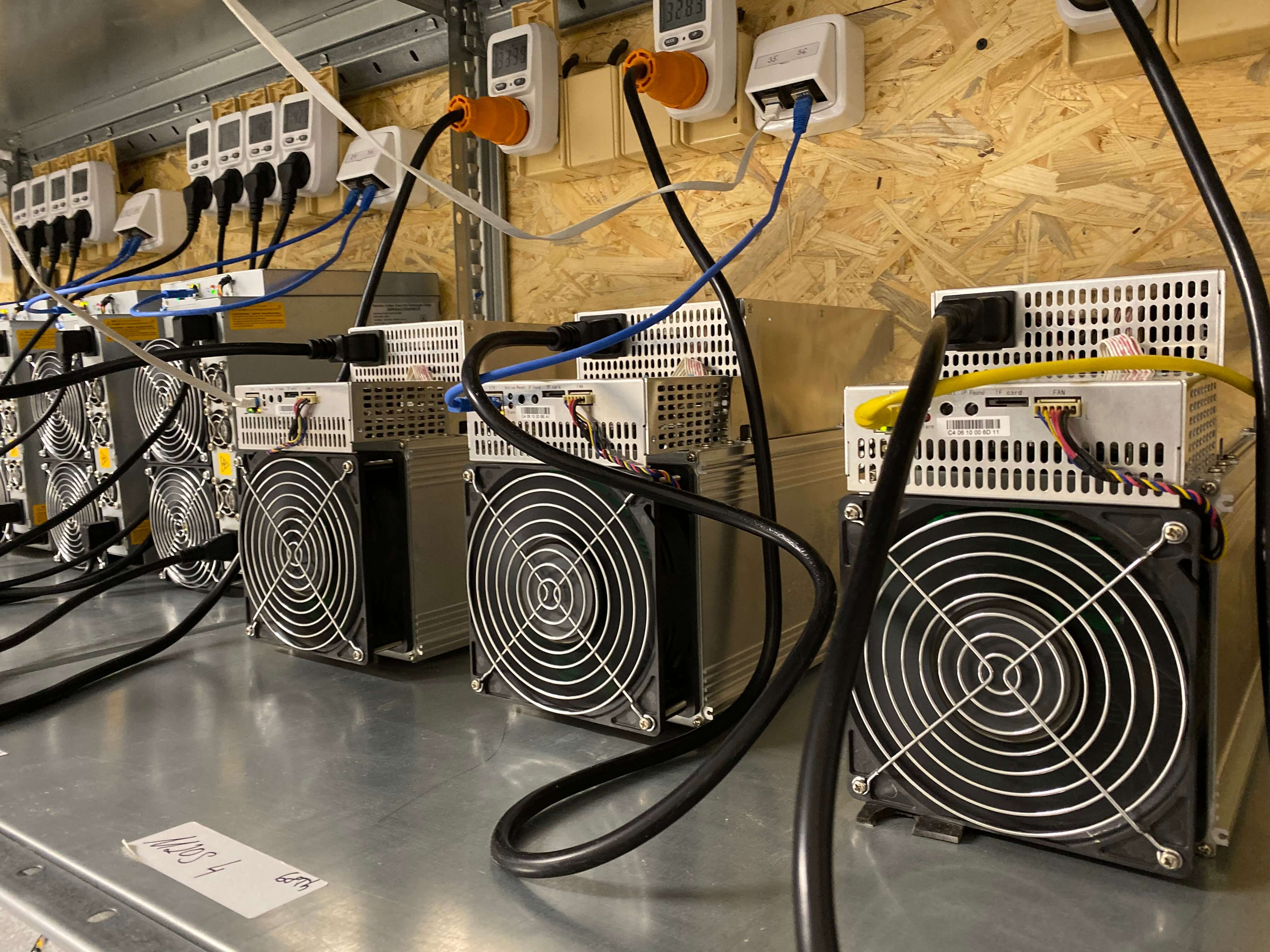 8 Best ASIC Miners (ASIC Mining Rigs) in | CoinCodex