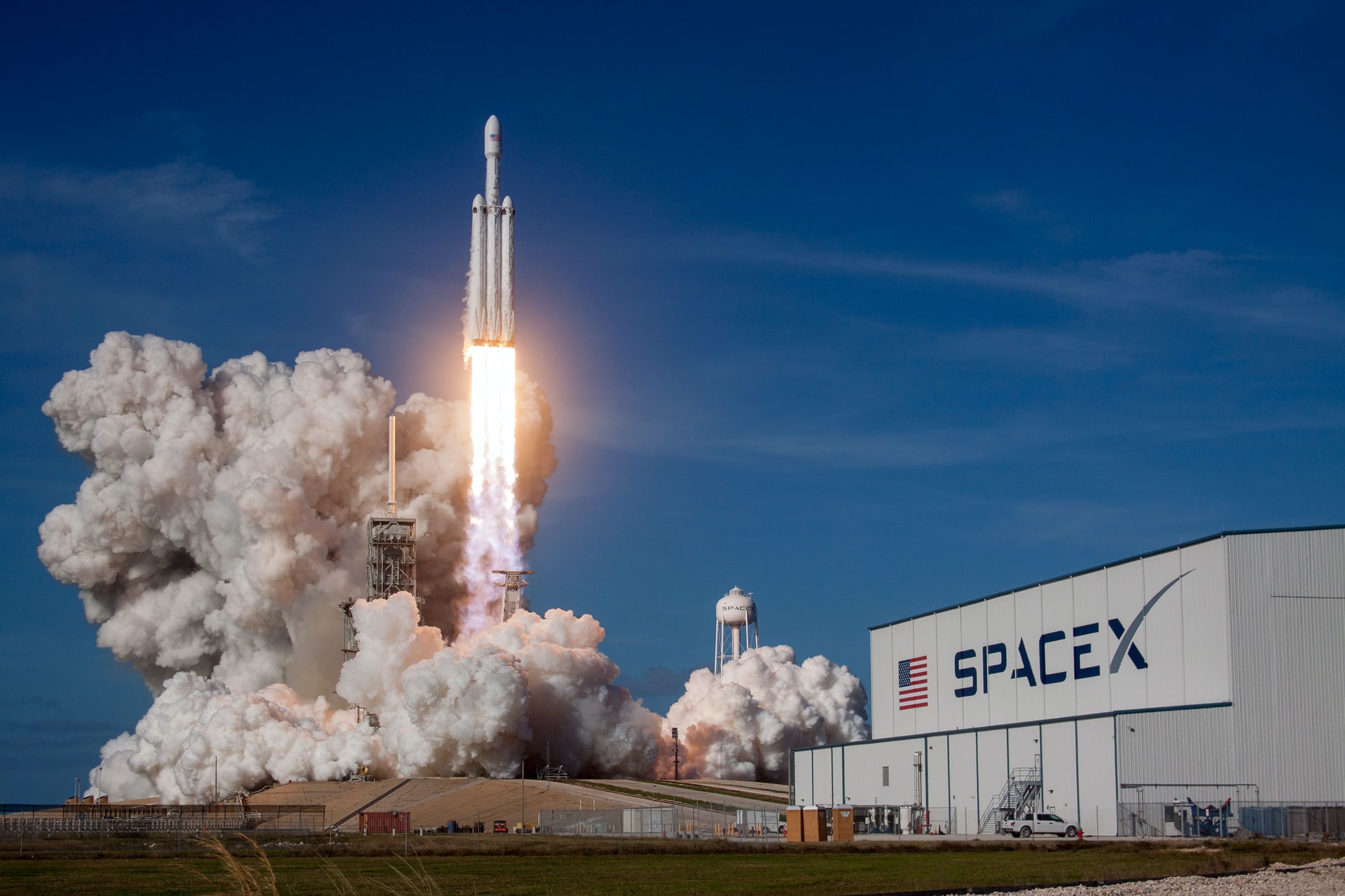 DOGE-1 SpaceX’s first mission paid entirely with Dogecoin could lift o