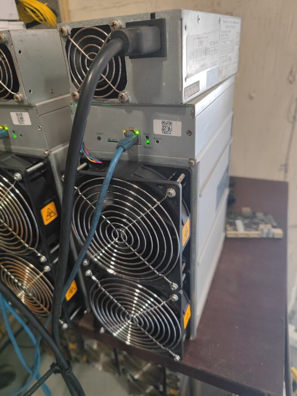 Antminer Z11 ksols/s -