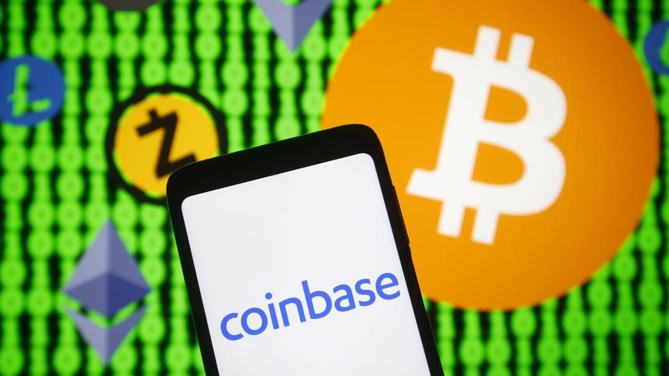 Crypto Exchange Coinbase Assigned Sell-Equivalent Stock Rating by Wells Fargo on Competition Risk