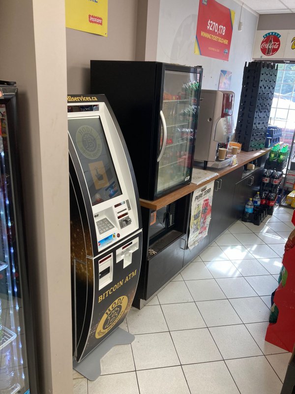 Bitcoin ATM machine in Vaughan at Hasty Market - Lamassu |