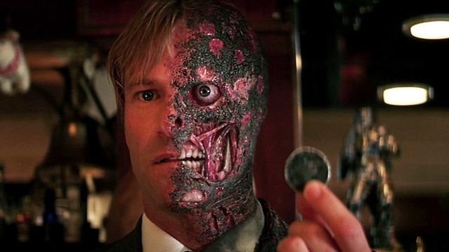 Batman: Heads Or Fails Harvey Dent & Two-Face Coin Display - Merchoid