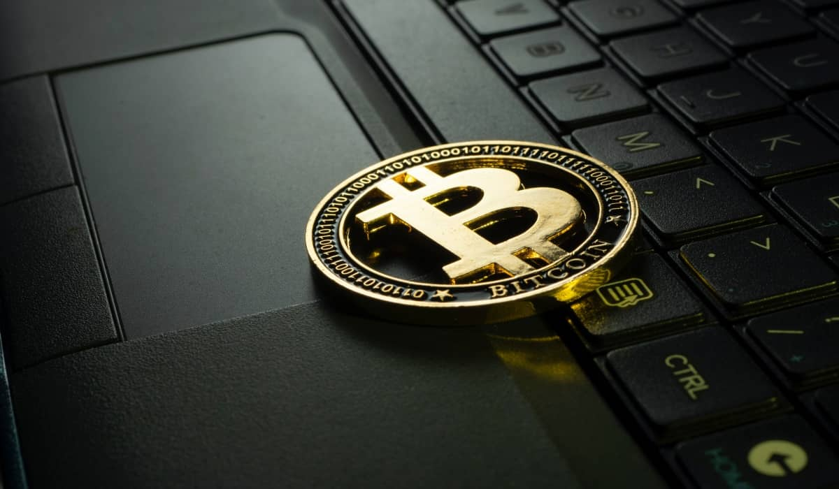 How to Mix Bitcoins and Send Bitcoin Anonymously - Comparitech