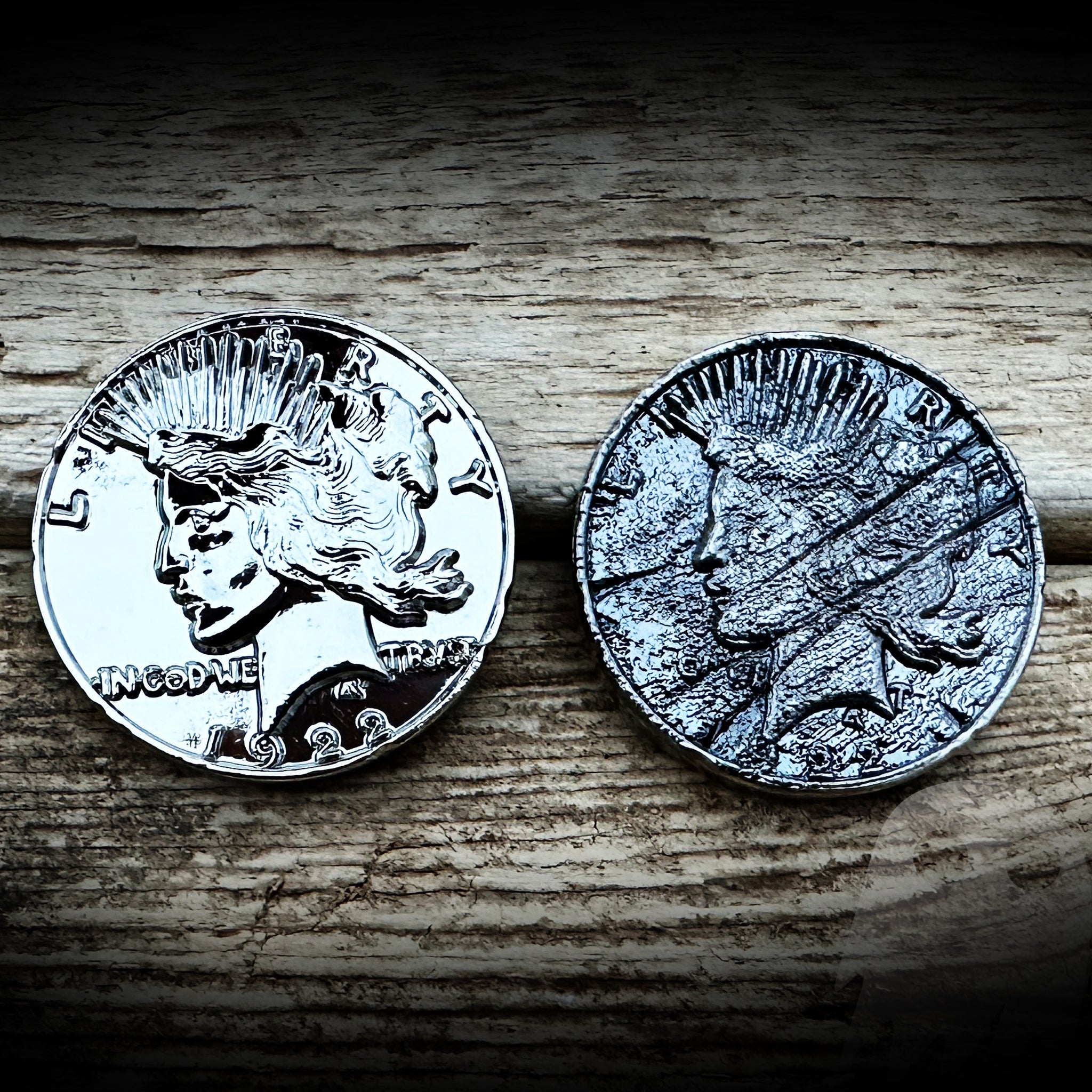 Harvey Dent & Two-Face Coins | Noble Collection UK Wholesale