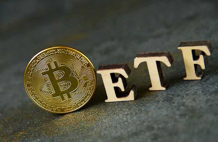 Bitcoin ETF mania boosts BlackRock and Fidelity | Fortune