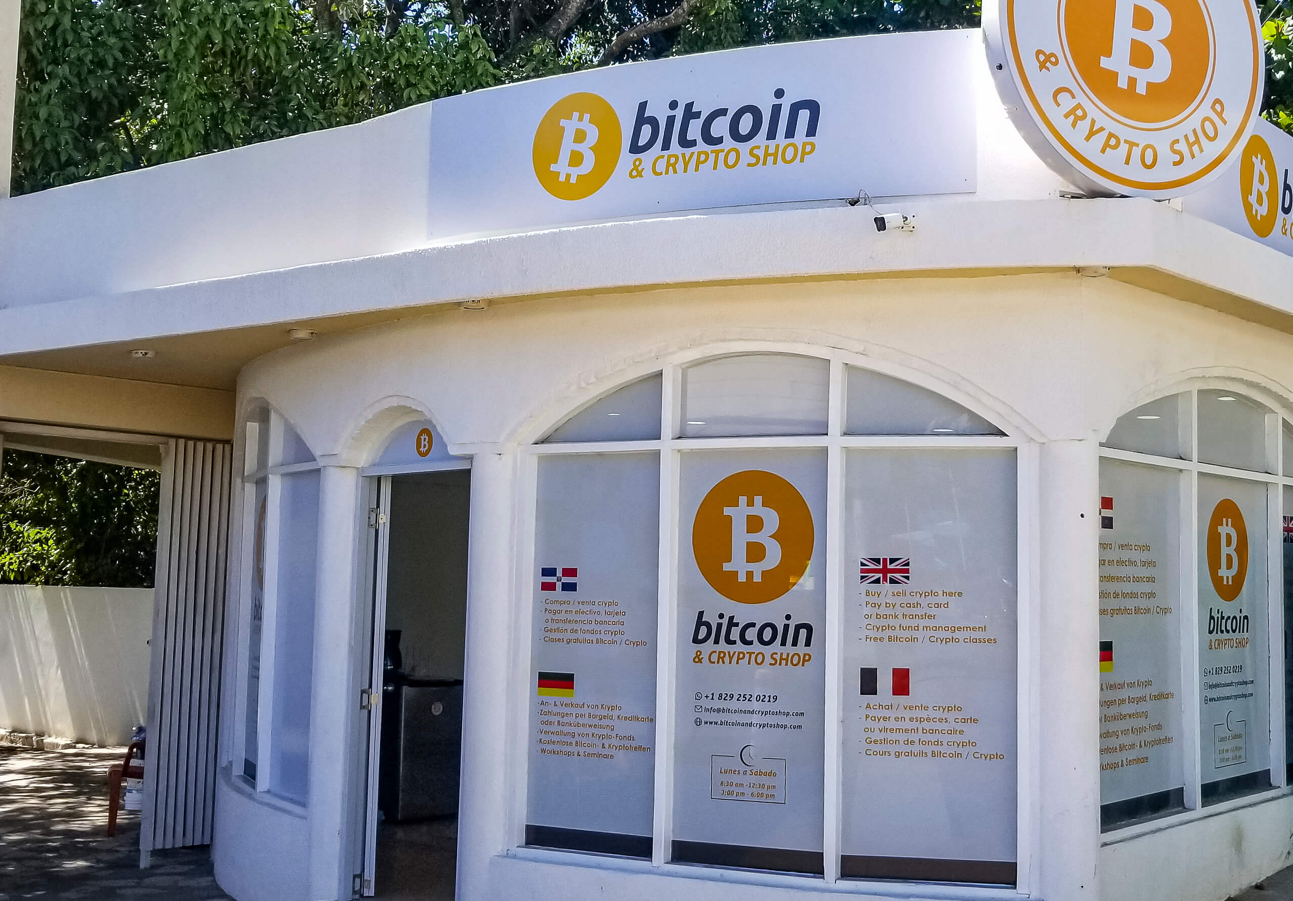 Bitcoin Store Launches Innovative Walk-in Exchanges