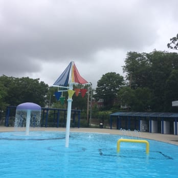 Hall Memorial Pool and Splash Pad – Boys & Girls Clubs of Stoneham & Wakefield