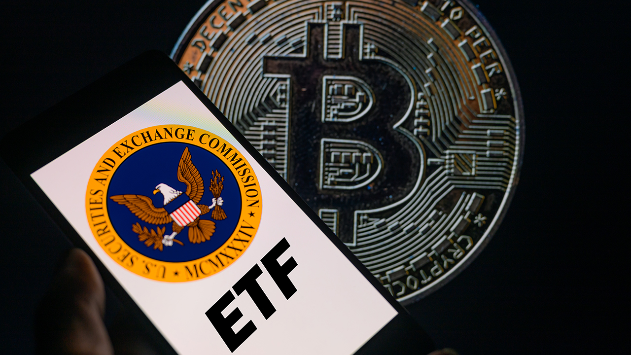 Bitcoin Futures ETF: Definition, How It Works, and How to Invest