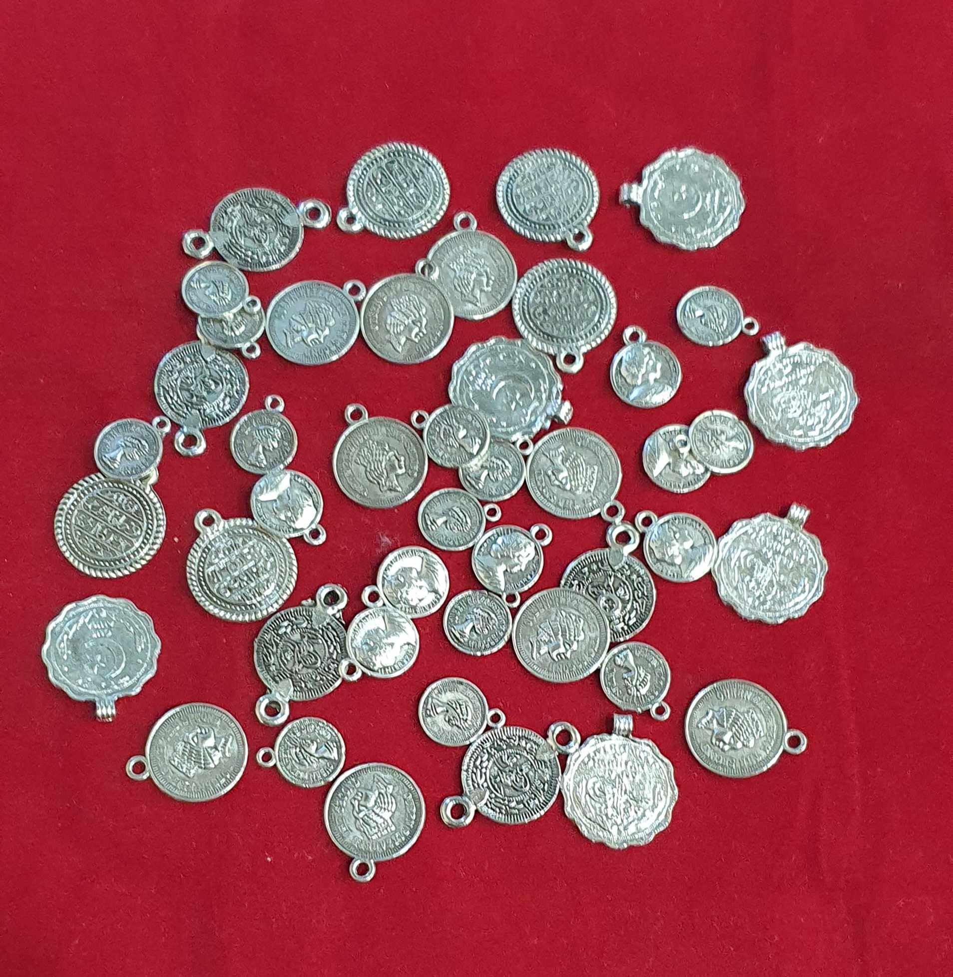 Coin Beads | Unicorne Beads | Unicorne Beads