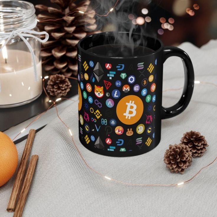 'I'm in love with the Crypto Investor' Panoramic Mug | Spreadshirt