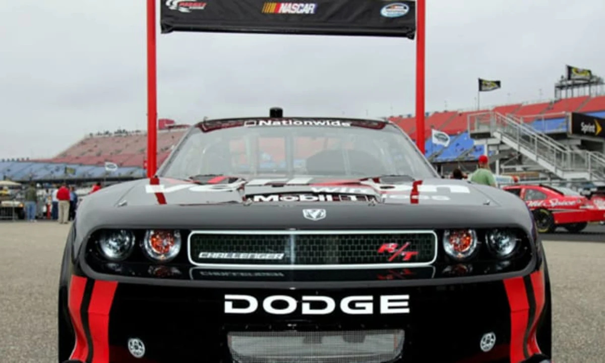 How Would A Hellcat Compete Against NASCAR? | Dodge Challenger Forum