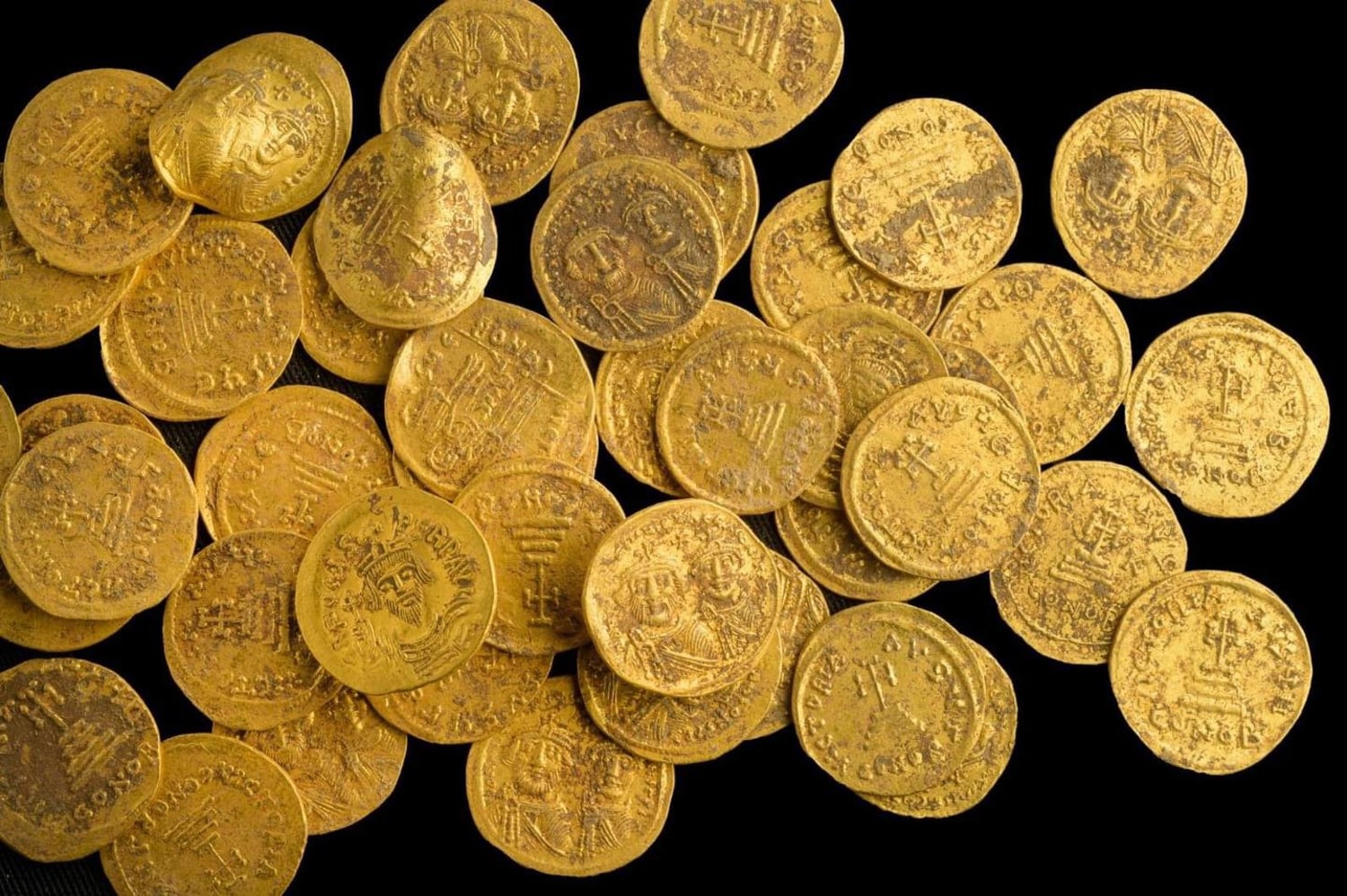 Storage Wars Gold Doubloons: coins worth $m sell on TV show for jus