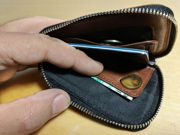 This Compact Coin wallet is for techies, not coins - The Verge