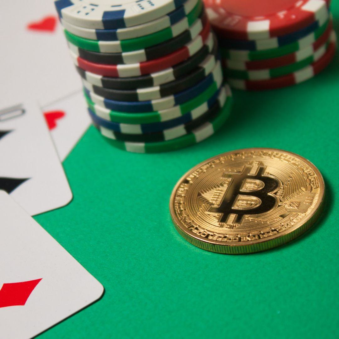 Pros & Cons of Playing Poker with Cryptocurrencies